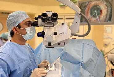 Freedom from glasses with Lens-based (IOL) surgery